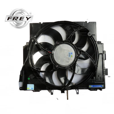 600W Praktyczny wentylator chłodnicy Części do chłodzenia silnika 17418642161 Dla BMW F10 F11 F18 525I