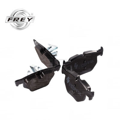 Tylny klocek hamulcowy Frey Auto Parts 34216790762 Dla BMW E90 E91 E92 E60 E61 E84