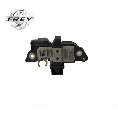 Regulator alternatora Auto elektryczne części zamienne 0031542406 Do Mercedesa W163 W203