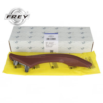 Wewnątrz samochodu brązowy lewy tylny uchwyt drzwi, 51417225859 Części samochodowe pasują do BMW F18 F10