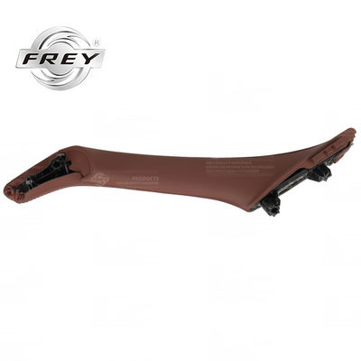 Wewnątrz samochodu brązowy lewy tylny uchwyt drzwi, 51417225859 Części samochodowe pasują do BMW F18 F10